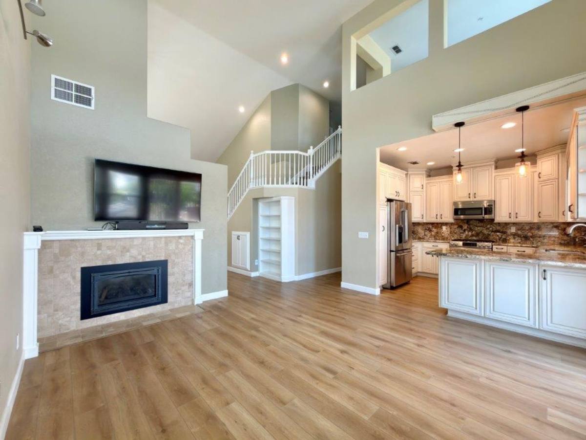 House for rent at 94 S Newport Dr, Napa, CA 94559