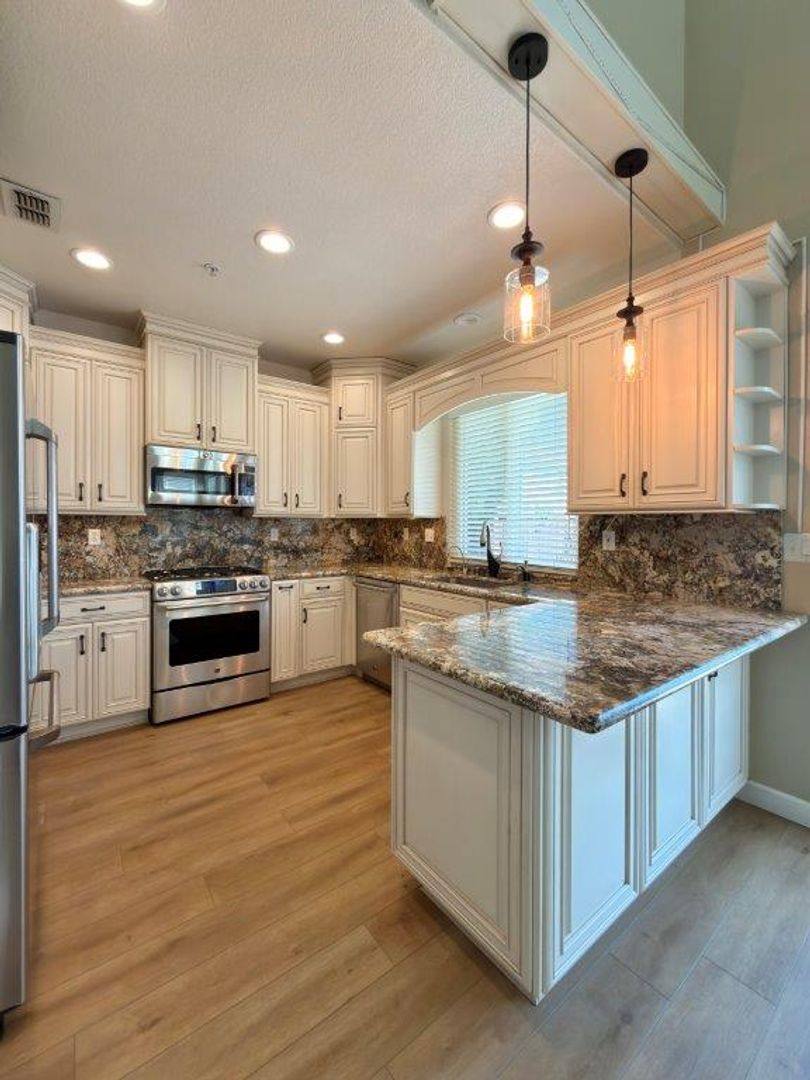 House for rent at 94 S Newport Dr, Napa, CA 94559