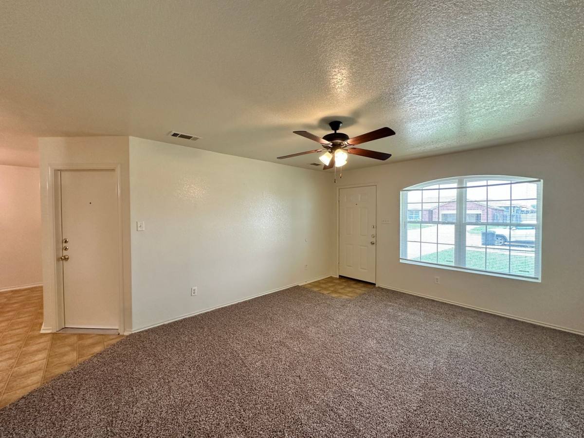 Townhouse for rent at 5202 Lauren Lea Dr, Killeen, TX 76549