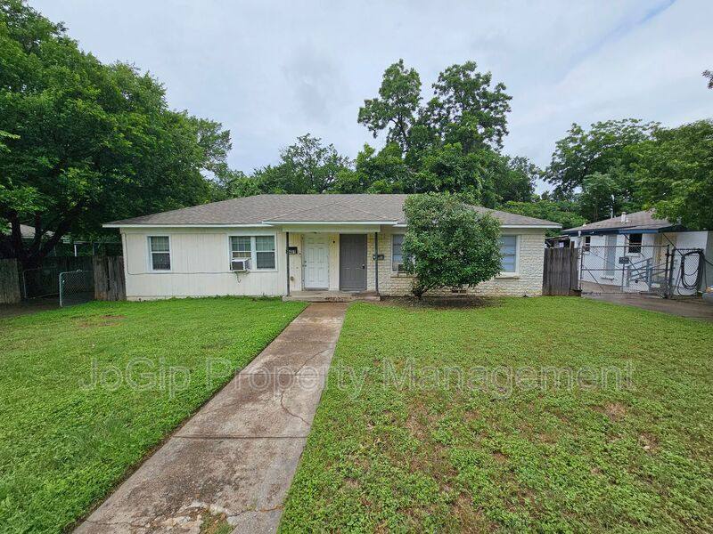 Apartment for rent at 6403 Hollis Ave, Dallas, TX 75227
