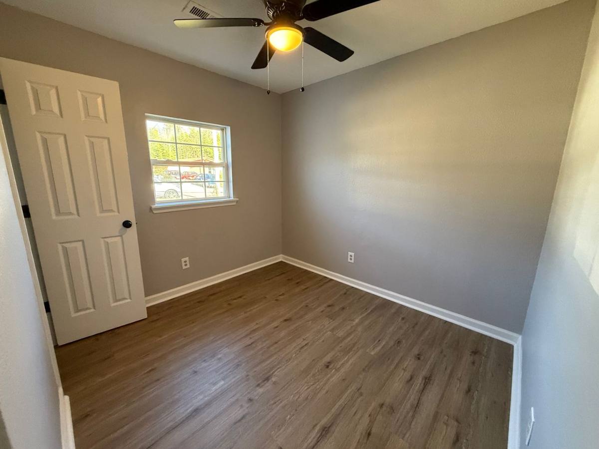 House for rent at 2415 Vining Ave NW, Huntsville, AL 35810
