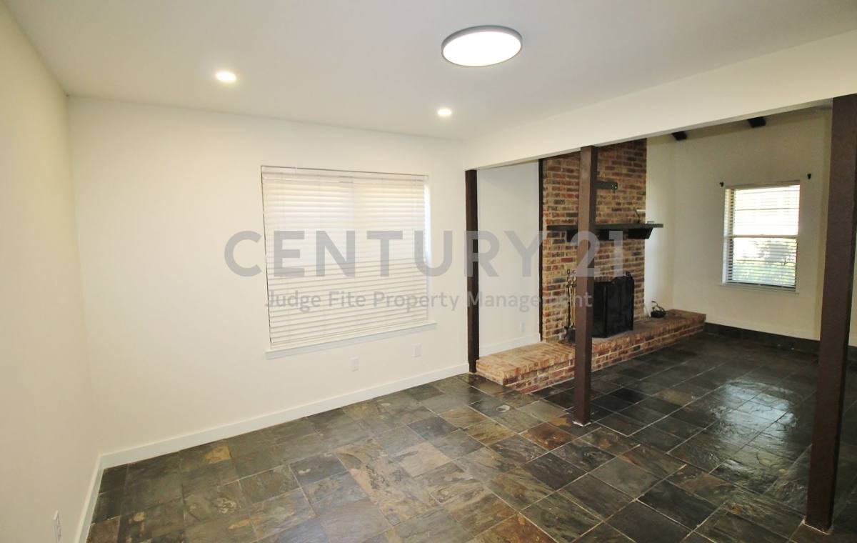 House for rent at 822 Via Valencia, Mesquite, TX 75150