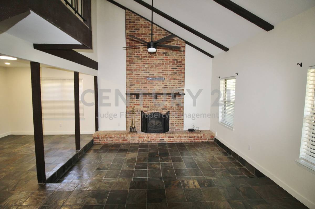 House for rent at 822 Via Valencia, Mesquite, TX 75150
