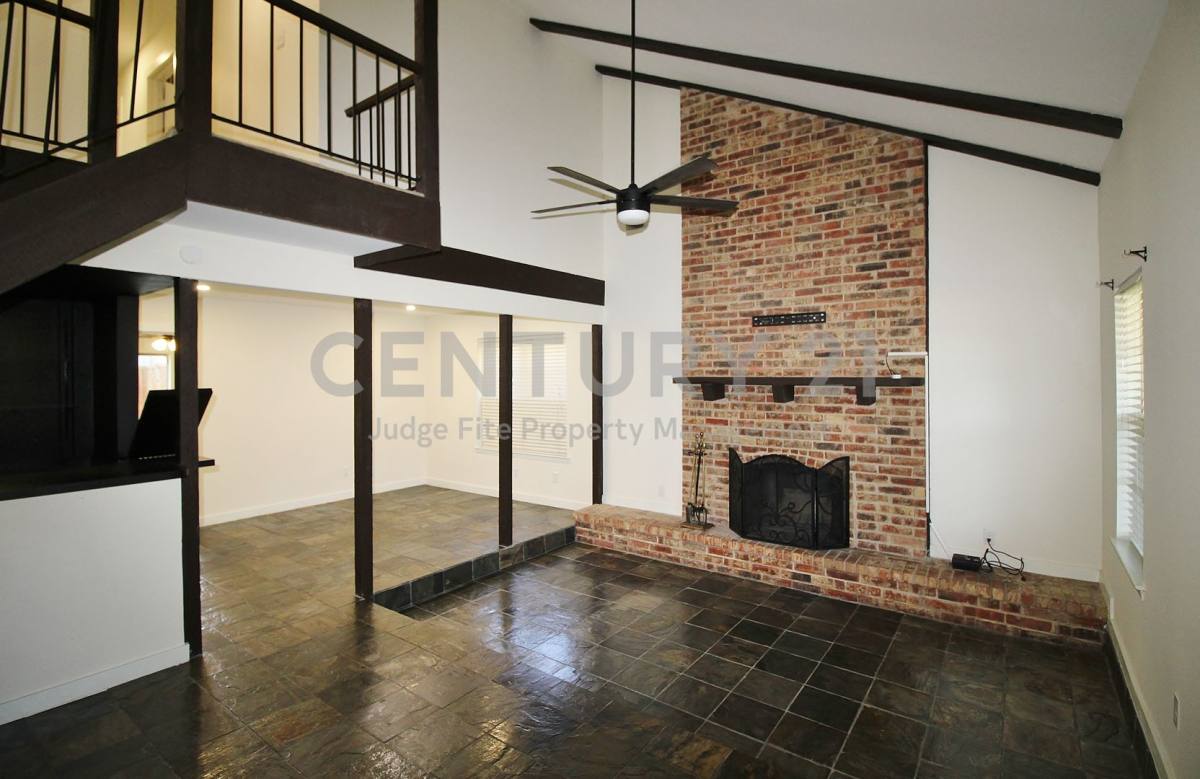 House for rent at 822 Via Valencia, Mesquite, TX 75150