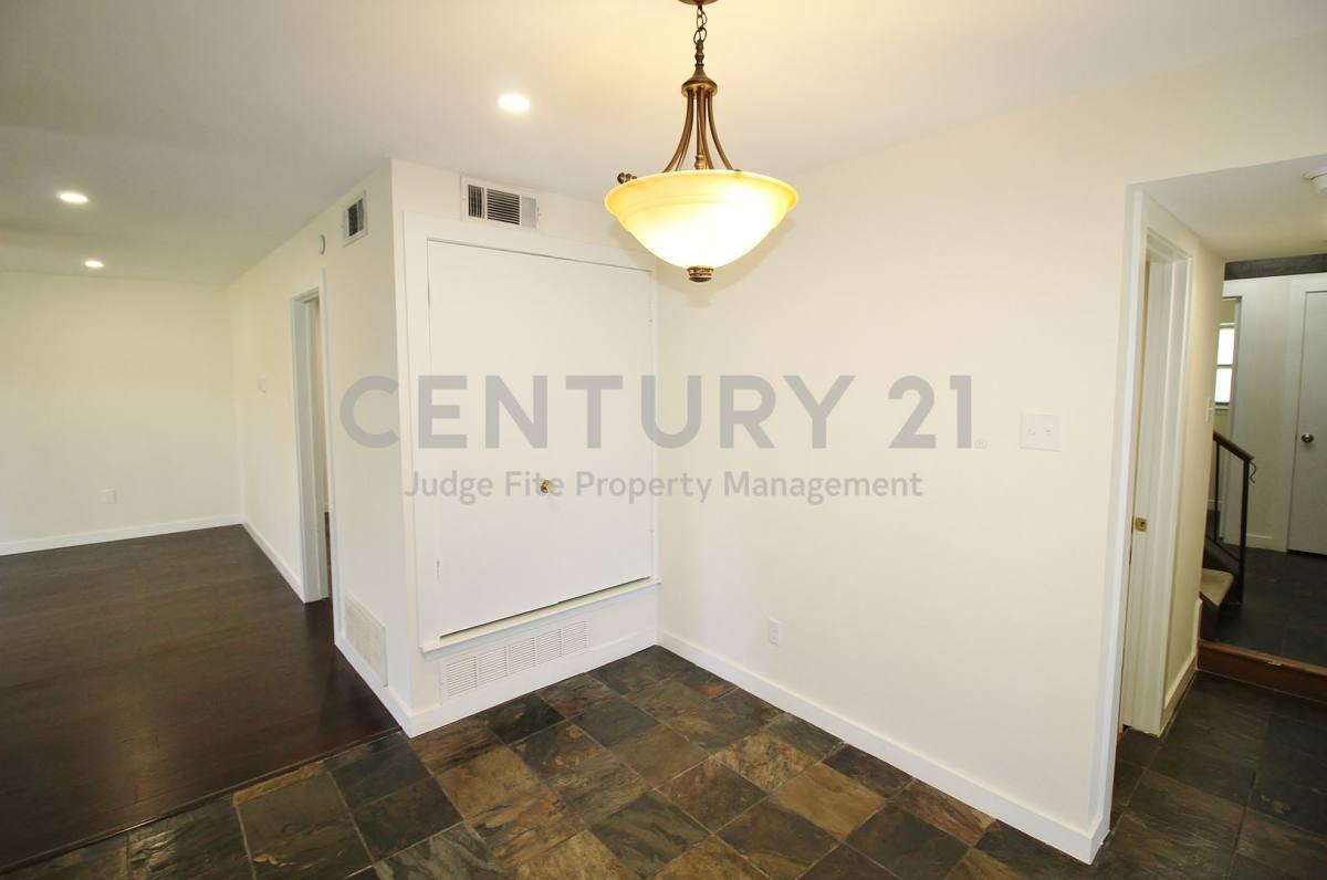 House for rent at 822 Via Valencia, Mesquite, TX 75150