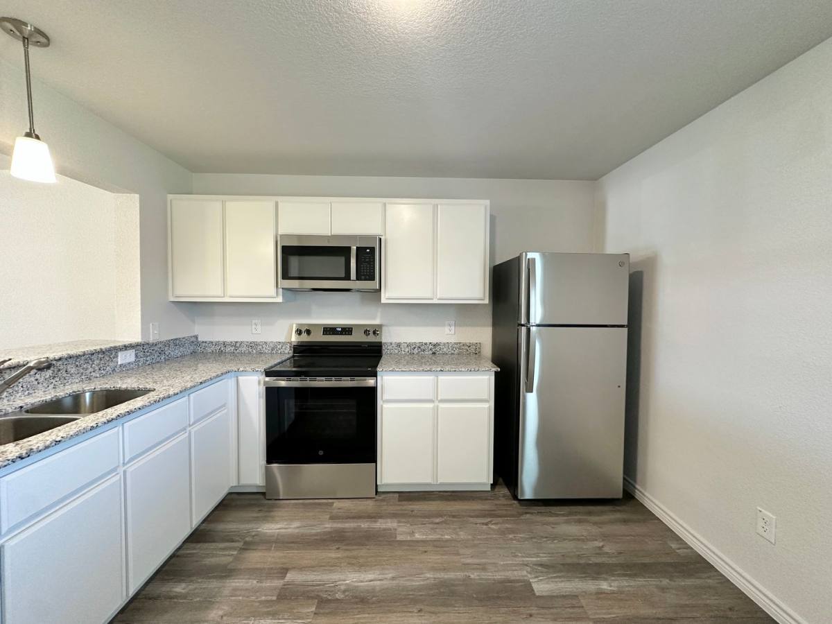 Townhouse for rent at 226 B Dolphin Dr, Temple, TX 76501