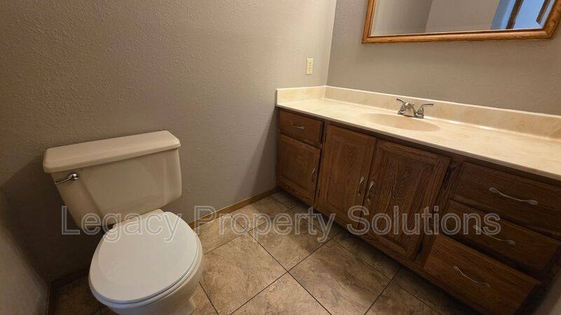 House for rent at 1925 E Capital Ave, Bismarck, ND 58501