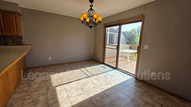 House for rent at 1925 E Capital Ave, Bismarck, ND 58501