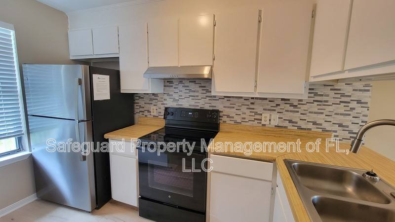 Apartment for rent at 5394 Munson Highway, Milton, FL 32570