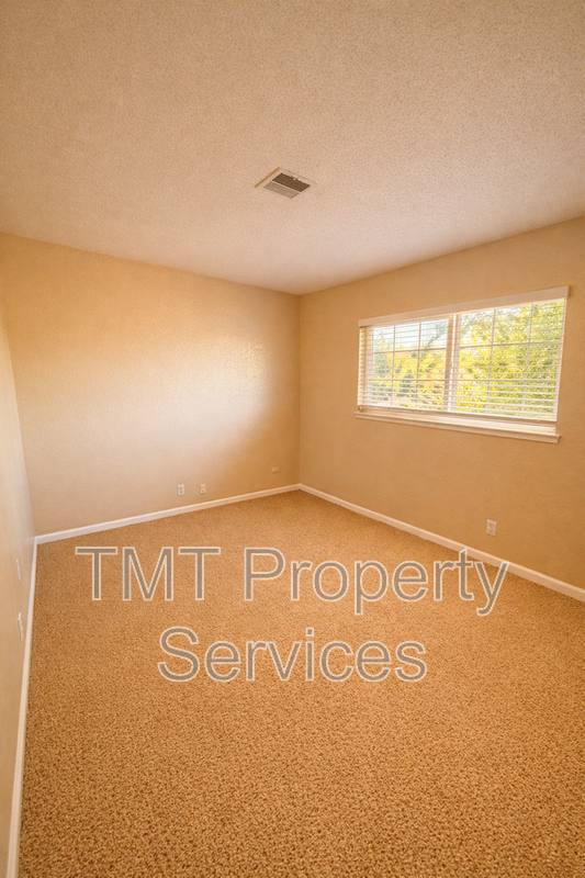 House for rent at 2533 Stansberry Way, Sacramento, CA 95826