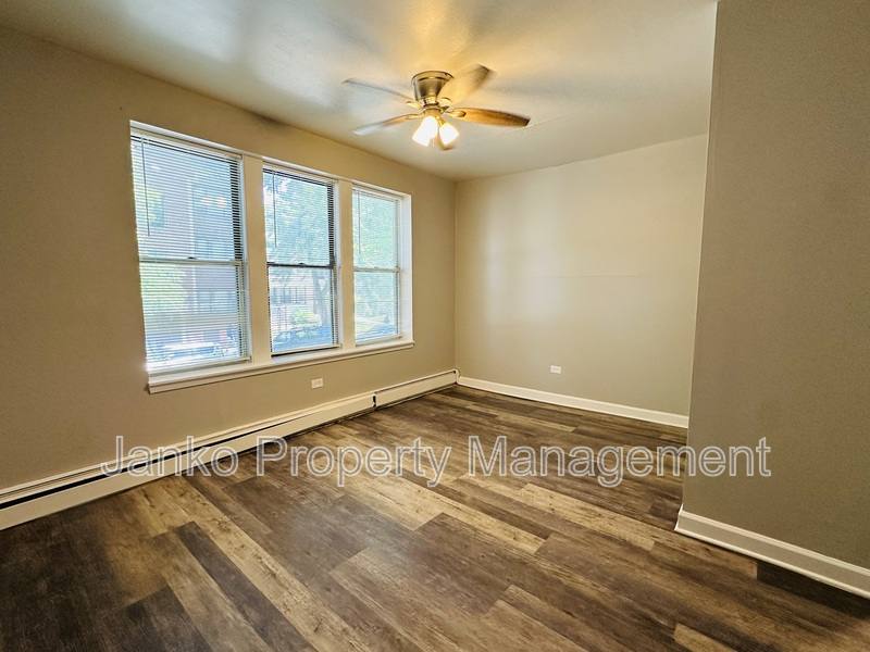 Apartment for rent at 62 N Parkside Ave #1, Chicago, IL 60644