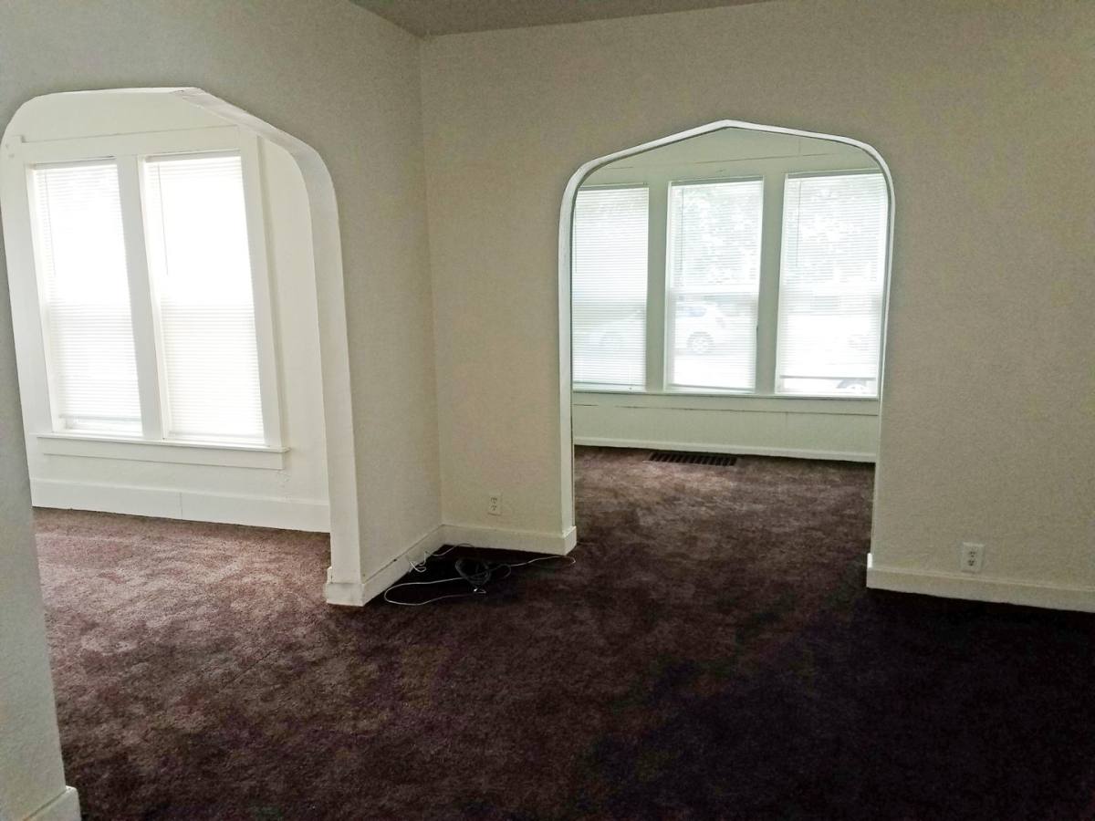 Apartment for rent at 1912 Wood St, La Crosse, WI 54603