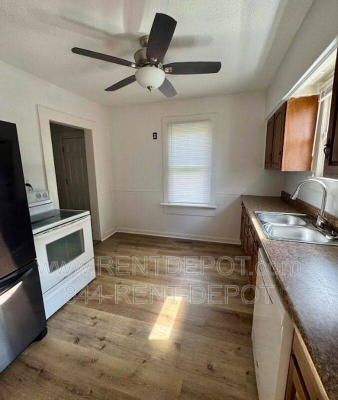 House for rent at 32 W Tennessee St, Evansville, IN 47710