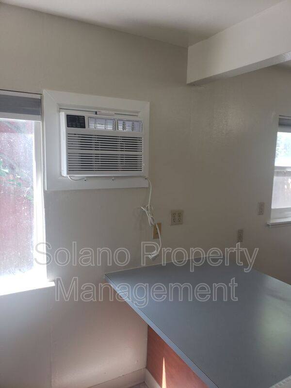 Apartment for rent at 940 Ohio St #A, Fairfield, CA 94533