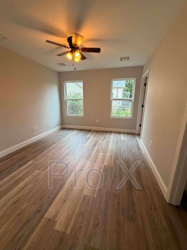 House for rent at 1906 Missouri Ave, Joplin, MO 64804