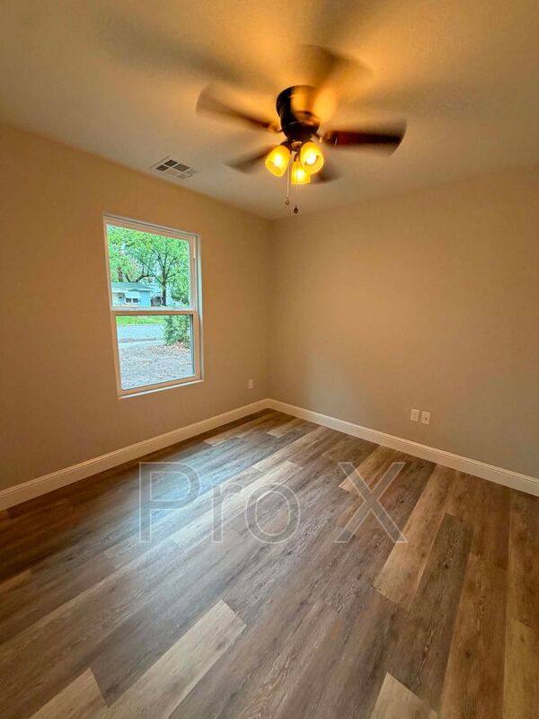 House for rent at 1906 Missouri Ave, Joplin, MO 64804