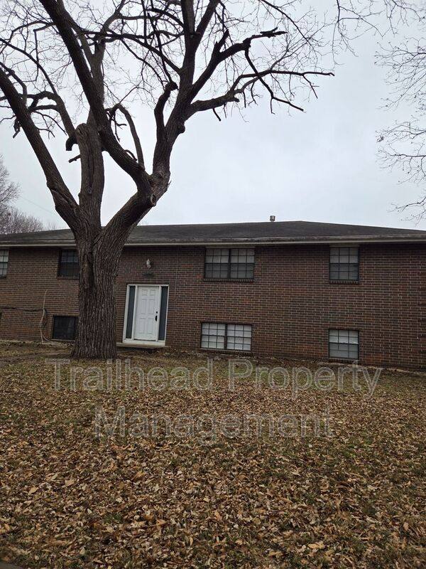 House for rent at 13121 6th St #1, Grandview, MO 64030