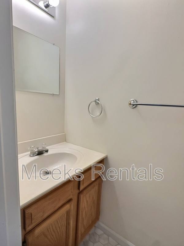 Townhouse for rent at 110 Botley Lane #12, Hurricane, WV 25526