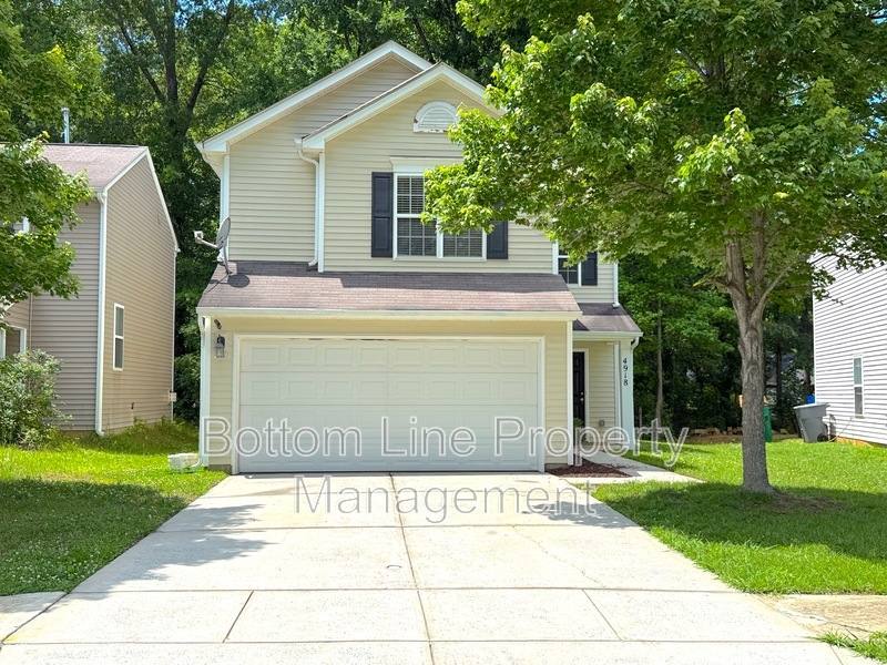 House for rent at 4918 Muskogee Dr, Charlotte, NC 28212