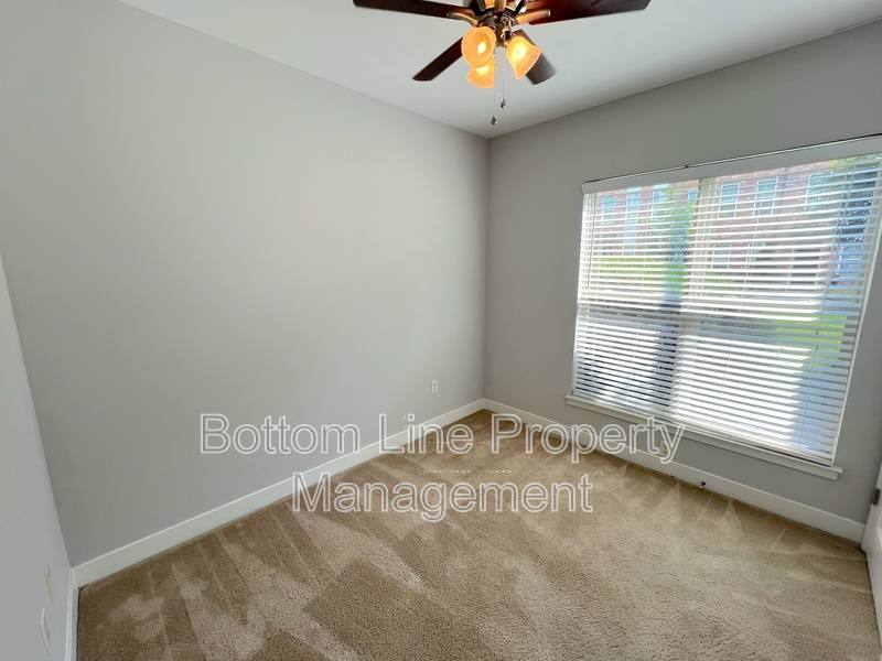 Townhouse for rent at 841 Seigle Point Dr, Charlotte, NC 28204