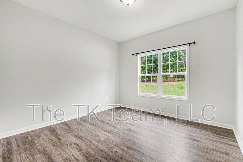 House for rent at 324 N Milford Rd, Salisbury, NC 28144