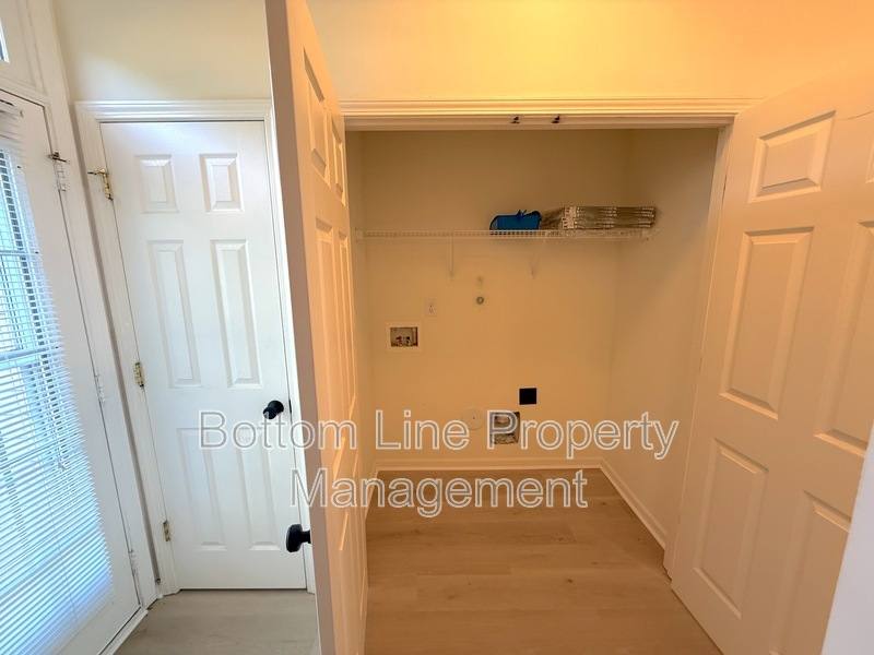 Townhouse for rent at 5703 Erin Dr, Dallas, NC 28034