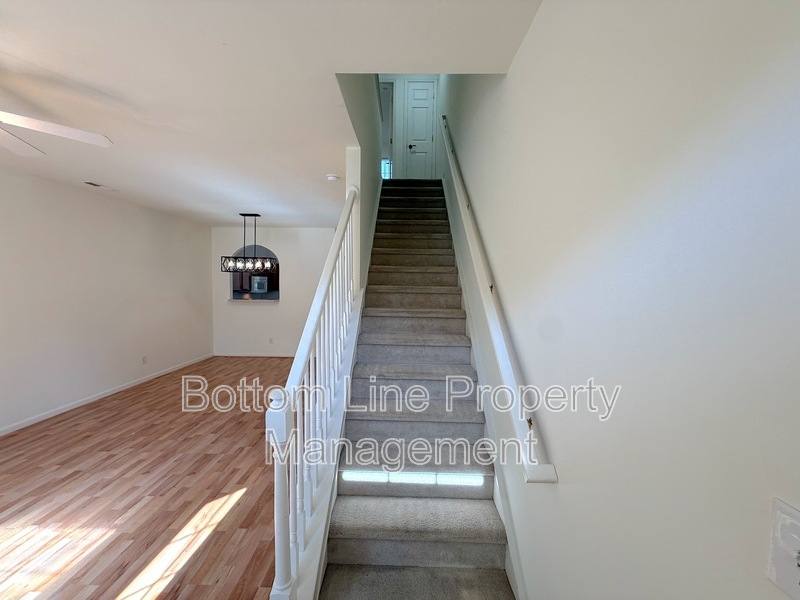 Townhouse for rent at 5703 Erin Dr, Dallas, NC 28034