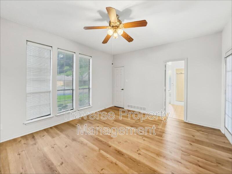 Townhouse for rent at 5407 Ledgestone Dr #5405, Fort Worth, TX 76132