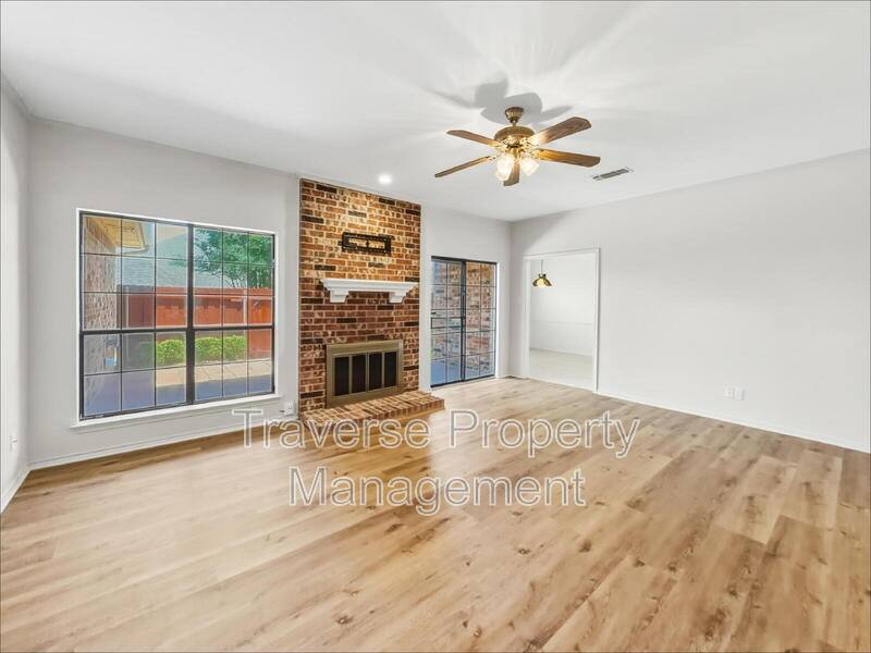 Townhouse for rent at 5407 Ledgestone Dr #5405, Fort Worth, TX 76132