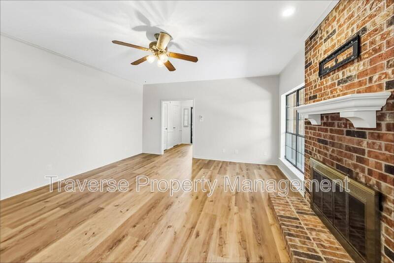 Townhouse for rent at 5407 Ledgestone Dr #5405, Fort Worth, TX 76132