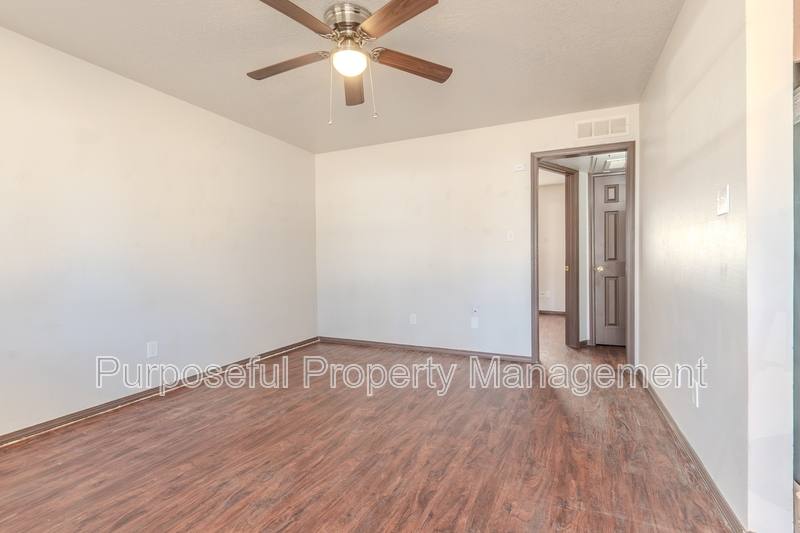 Apartment for rent at 514 N Ponca Ave #2, Norman, OK 73071