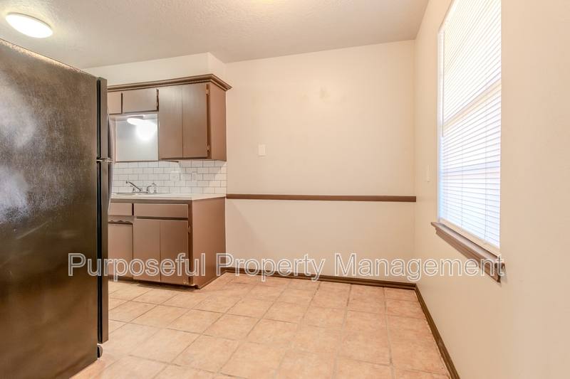 Apartment for rent at 514 N Ponca Ave #2, Norman, OK 73071