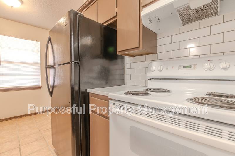 Apartment for rent at 514 N Ponca Ave #2, Norman, OK 73071