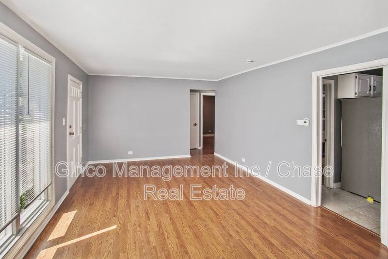 Apartment for rent at 17561 Hillside Lane, Homewood, IL 60430