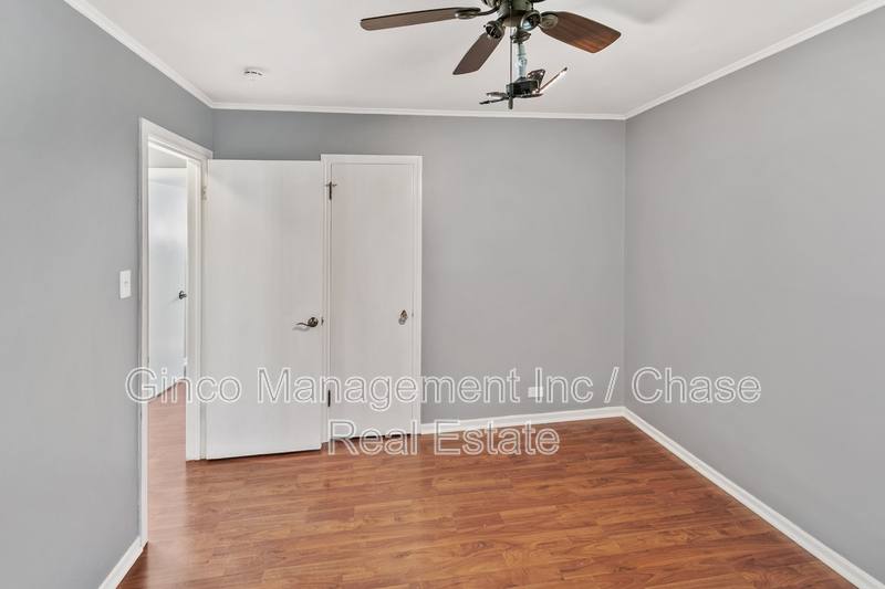 Apartment for rent at 17561 Hillside Lane, Homewood, IL 60430