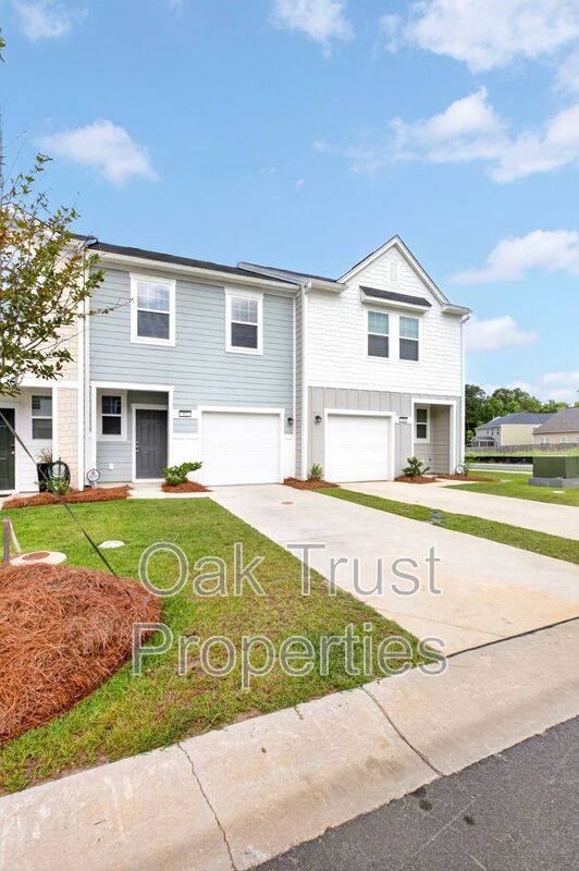 Townhouse for rent at 502 Townsford Lane, Moncks Corner, SC 29461