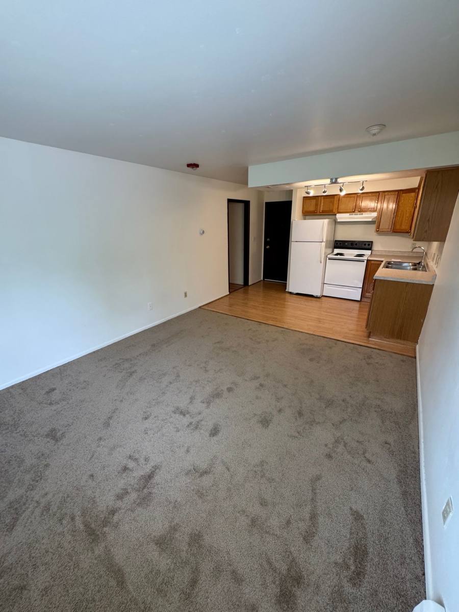 Apartment for rent at 970 Union St, Platteville, WI 53818