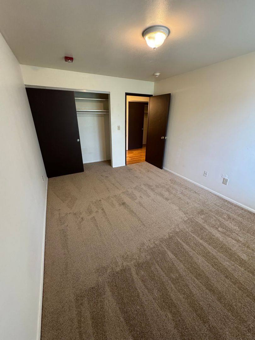 Apartment for rent at 970 Union St, Platteville, WI 53818
