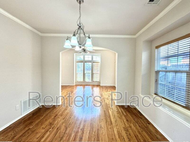 House for rent at 1012 S Desert Palm Ave, Broken Arrow, OK 74012