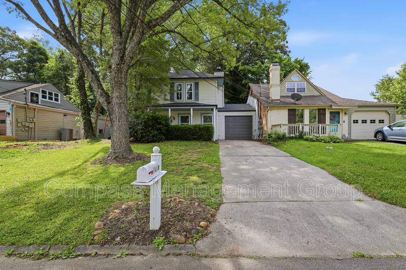 House for rent at 7668 Chatham Circle NW, Knoxville, TN 37909
