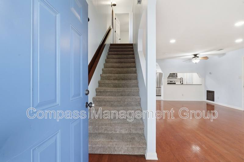 House for rent at 7668 Chatham Circle NW, Knoxville, TN 37909