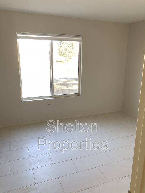 House for rent at 14305 W Heritage Dr, Sun City West, AZ 85375