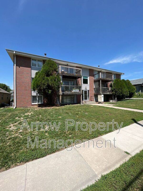 Apartment for rent at 3831 S 46th St #11, Lincoln, NE 68506