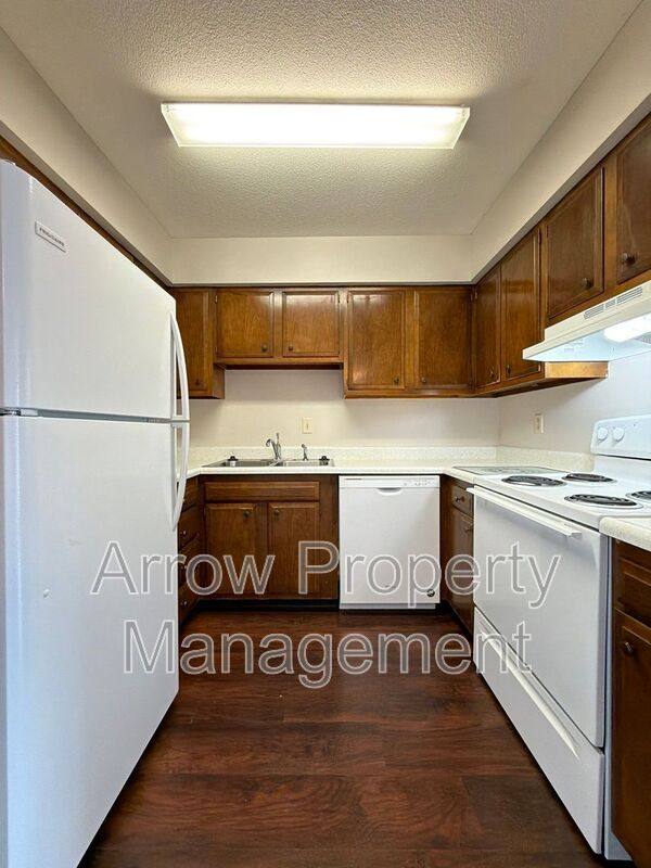 Apartment for rent at 3831 S 46th St #11, Lincoln, NE 68506