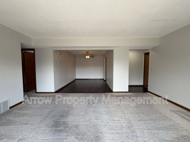 Apartment for rent at 3831 S 46th St #11, Lincoln, NE 68506