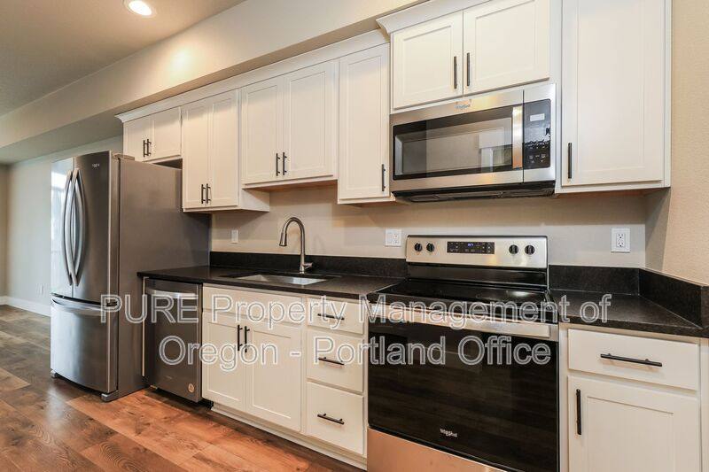 Apartment for rent at 1801 NE Robert Rd, Estacada, OR 97023