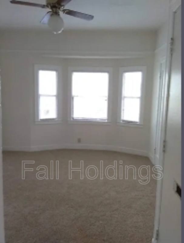 Apartment for rent at 1438 Alcatraz Ave #B, Berkeley, CA 94702