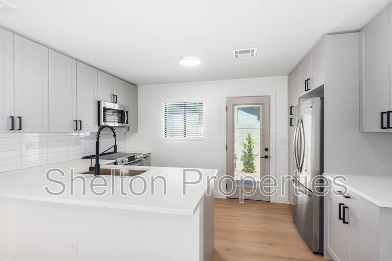 Apartment for rent at 616 N 10th Ave #G, Phoenix, AZ 85007