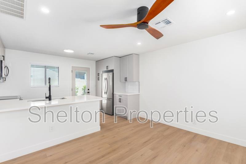 Apartment for rent at 616 N 10th Ave #G, Phoenix, AZ 85007