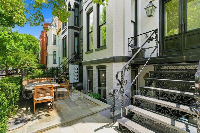 Apartment for rent at 1516 Q St NW #1, Washington, DC 20009